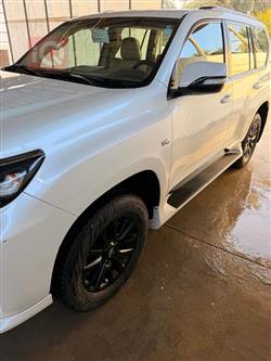 تويوتا لاندكروزر برادو